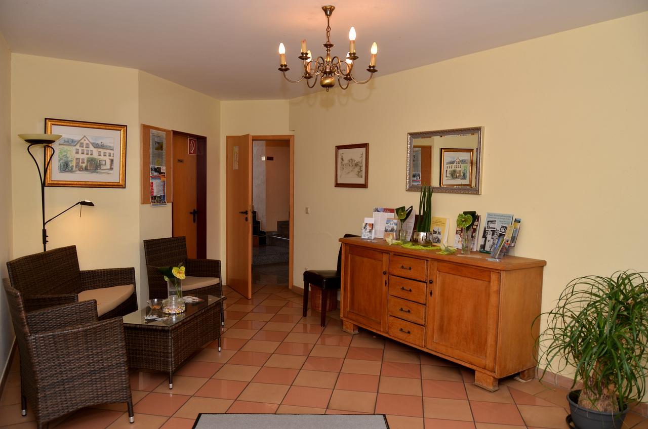 Gasthaus Zur Rebe ميهرينغ المظهر الخارجي الصورة